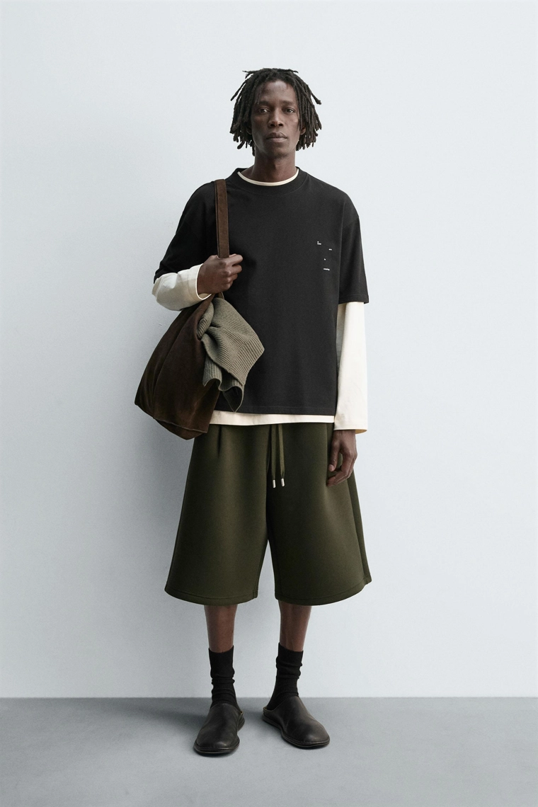 Футболка с принтом кольца