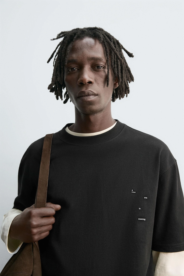 Футболка с принтом кольца