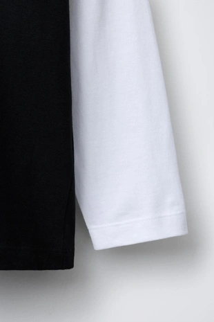 Футболка с двойными рукавами и принтом граффити- Заказать в России