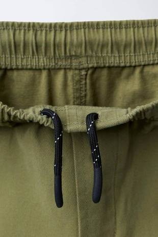 Брюки STRAIGHT с нашивкой- Заказать в России