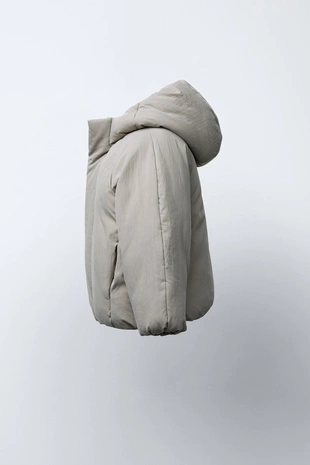 Stone | 5644/508/806 - Zara Стеганое пальто с капюшоном и рельефным логотипом