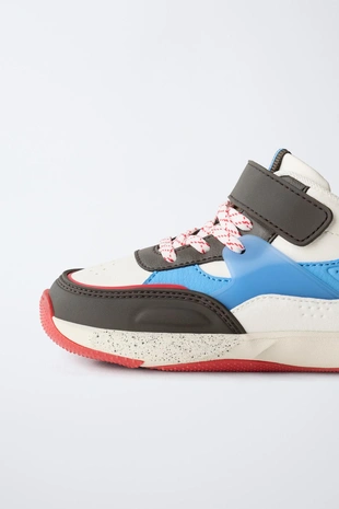 Высокие кроссовки из разных материалов- Заказать в России