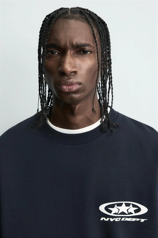 Толстовка с комбинированным принтом- Заказать в России