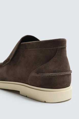 Повседневные кожаные ботинки