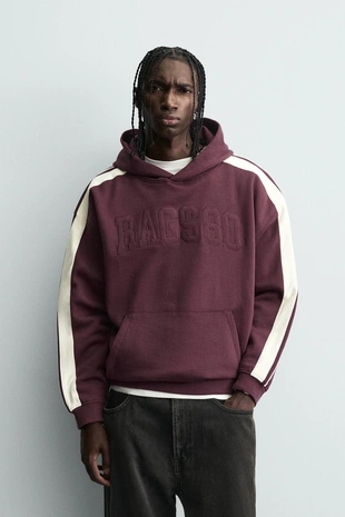 Толстовка с нашивками и контрастными полосами- Заказать в России