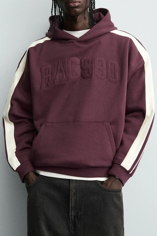 Толстовка с нашивками и контрастными полосами- Заказать в России