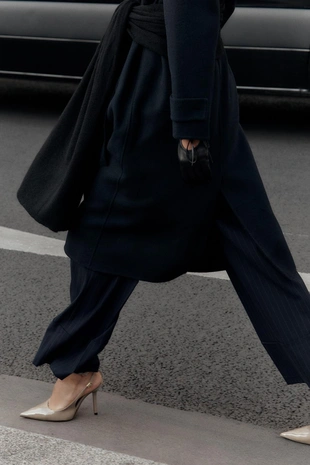 Лакированные туфли-мюли на каблуке- Заказать в России