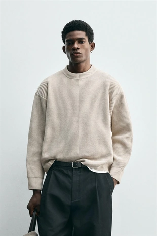 Свитер из шенилловой ткани