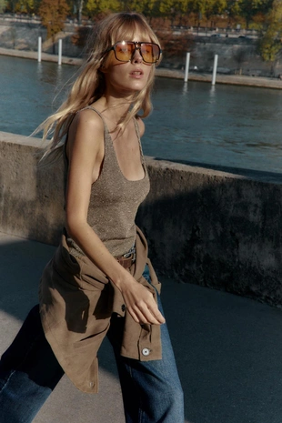 Топ на бретелях с блестящей нитью- Заказать в России