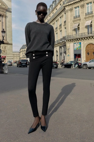 Легинсы с декоративными пуговицами- Заказать в России