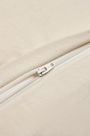 Подушка с изображением ёлки и собаки из шерстяной смеси- Заказать в России