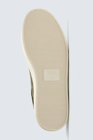 Кожаные кроссовки