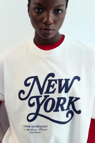 Футболка с надписью и короткими рукавами- Заказать в России