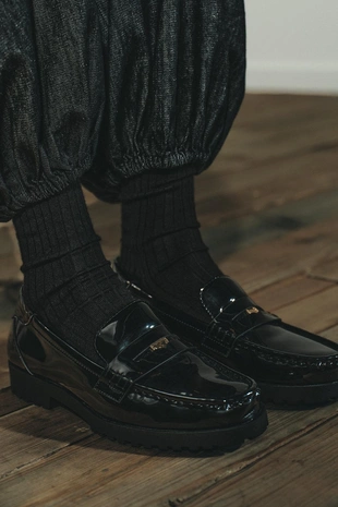 Лакированные пенни-лоферы- Заказать в России