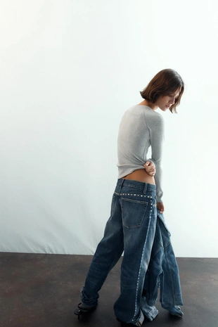 Футболка в рубчик с вырезом «лодочка»- Заказать в России