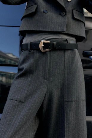 Брюки кюлоты в тонкую полоску с ремнем- Заказать в России