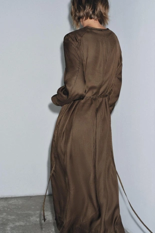 Платье в горошек с поясом — ZW COLLECTION- Заказать в России