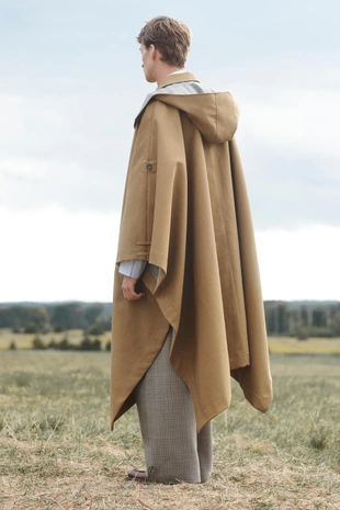 Пончо LIMITED EDITION с контрастной клеткой и водоотталкивающей отделкой- Заказать в России