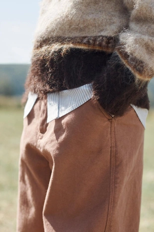 Брюки-чино LIMITED EDITION с контрастной строчкой- Заказать в России