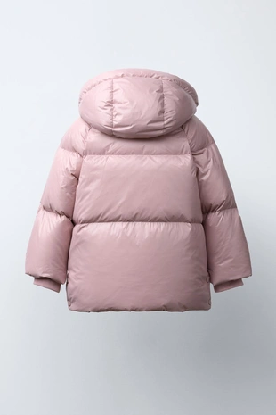 Водоотталкивающий и ветрозащитный пуховик из пера и пуха