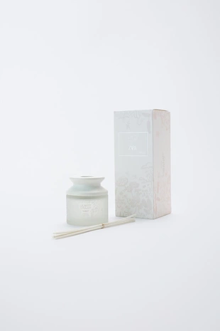 Купить Zara LE PETIT LULLABY ZARA EMOTIONS HOME FRAGRANCE 90 ML / 3.04 FL. OZ.