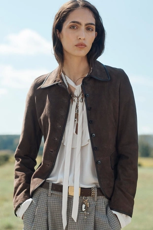 Укороченный блейзер из замши LIMITED EDITION- Заказать в России