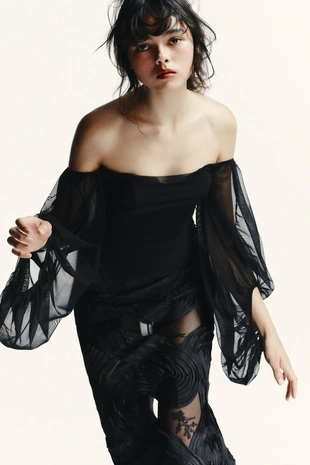 Топ с прямым вырезом и свободной посадкой- Заказать в России