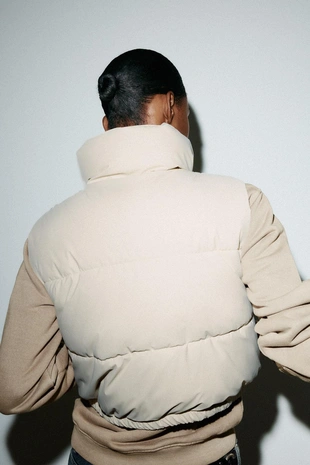 Стеганый прорезиненный жилет- Заказать в России