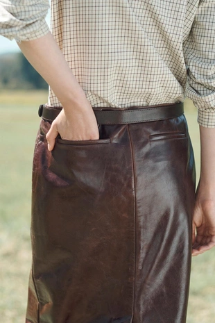 Прямая юбка из 100% кожи LIMITED EDITION- Заказать в России