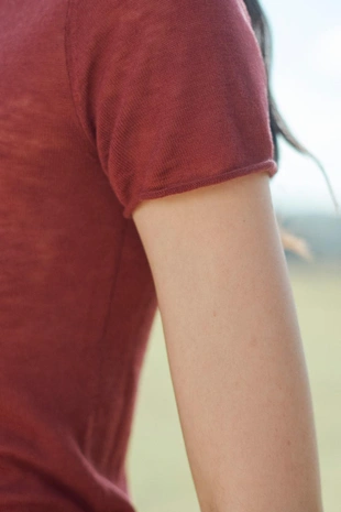 Топ из ограниченной коллекции из 100% шерсти- Заказать в России