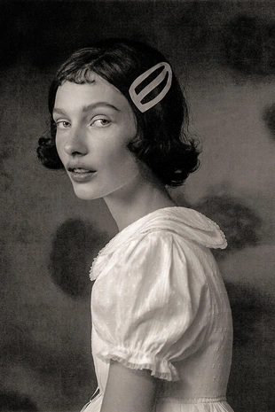 Комбинезон-платье с воротником питер пэн и узором из сетки- Заказать в России