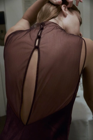 Burgundy | 4786/627/605 - Zara Длинное атласное платье с сетчатыми вставками