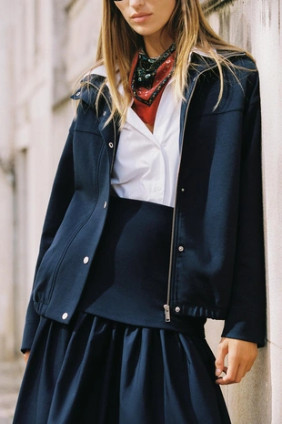 Бомбер из ткани интерлок с воротником-стойкой- Заказать в России