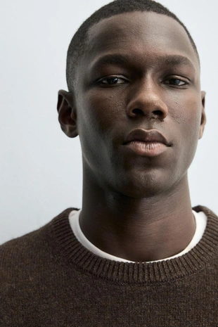 Свитер классического кроя из смесовой шерсти- Заказать в России