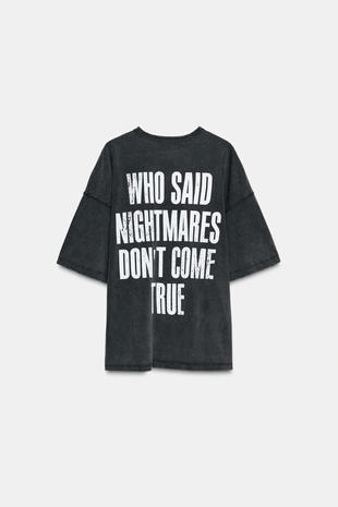 Футболка с эффектом потертости WEDNESDAY©- Заказать в России