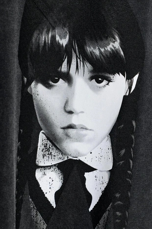 Футболка с эффектом потертости WEDNESDAY©- Заказать в России