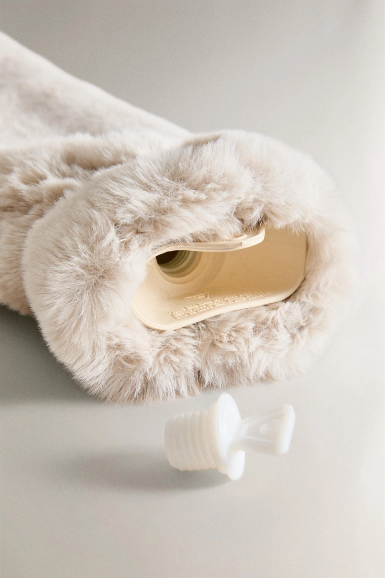 Грелка с искусственным мехом