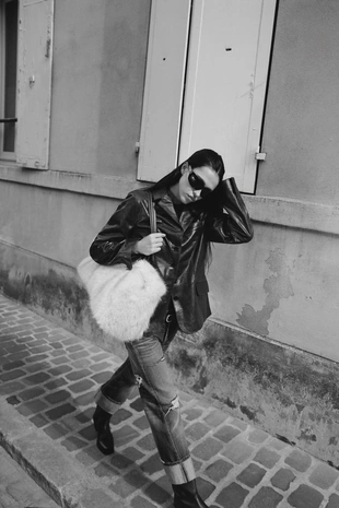 Блейзер облегающего кроя из кожи- Заказать в России