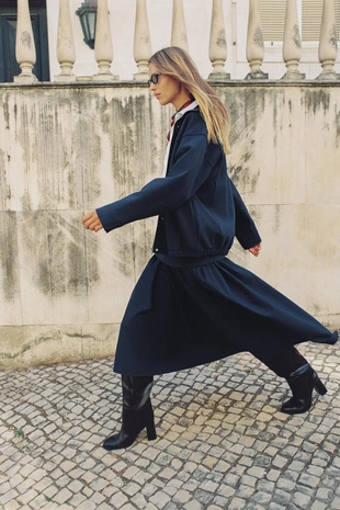 Юбка миди из интерлока с контрастными деталями- Заказать в России