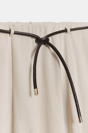 Трикотажная юбка с ремнем