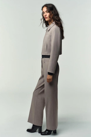 Брюки прямого кроя со средней посадкой- Заказать в России