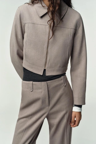 Брюки прямого кроя со средней посадкой- Заказать в России