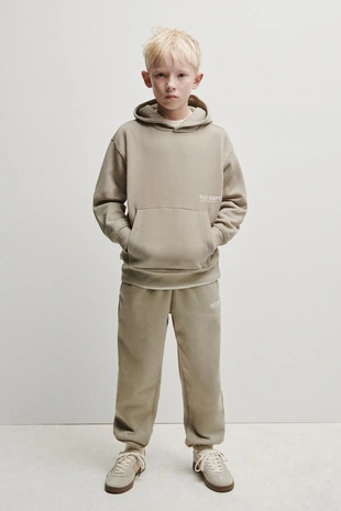 Базовое худи с капюшоном- Заказать в России