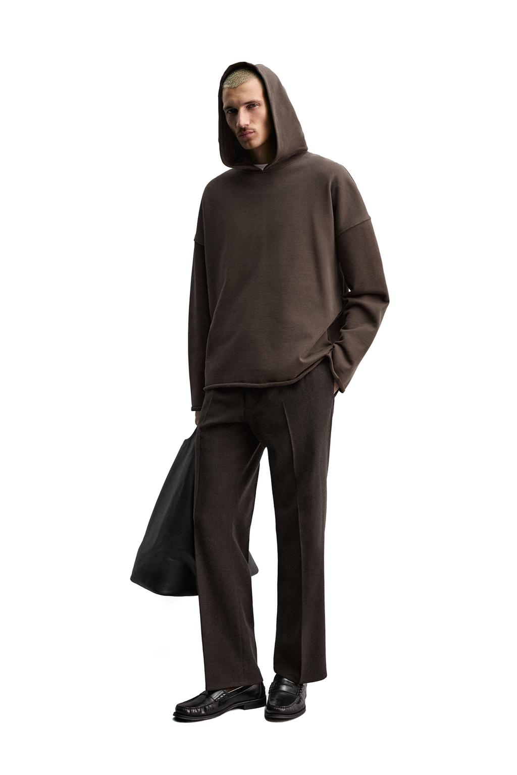 ХУДИ СВОБОДНОГО КРОЯ С КАПЮШОНОМ