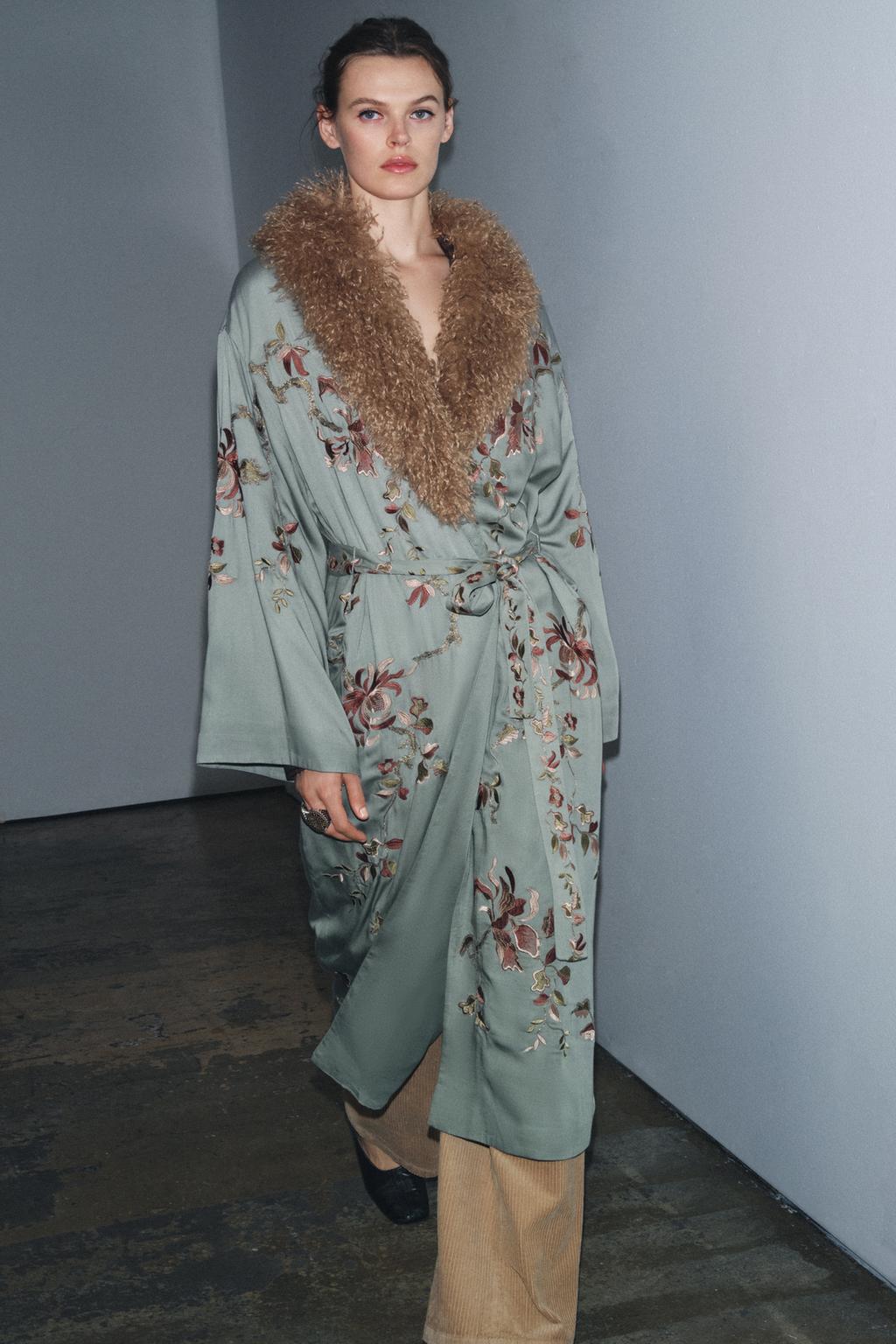 КИМОНО С ВОРОТНИКОМ ИЗ ИСКУССТВЕННОГО МЕХА — ZW COLLECTION LIMITED EDITION