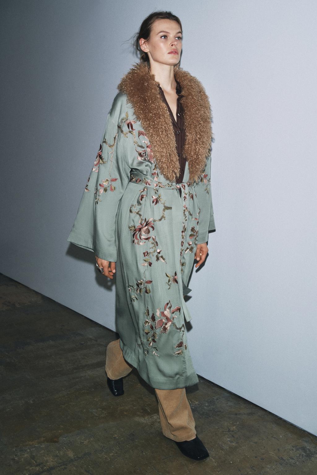 КИМОНО С ВОРОТНИКОМ ИЗ ИСКУССТВЕННОГО МЕХА — ZW COLLECTION LIMITED EDITION