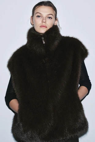 ZW COLLECTION FAUX FUR WAISTCOAT- Заказать в России