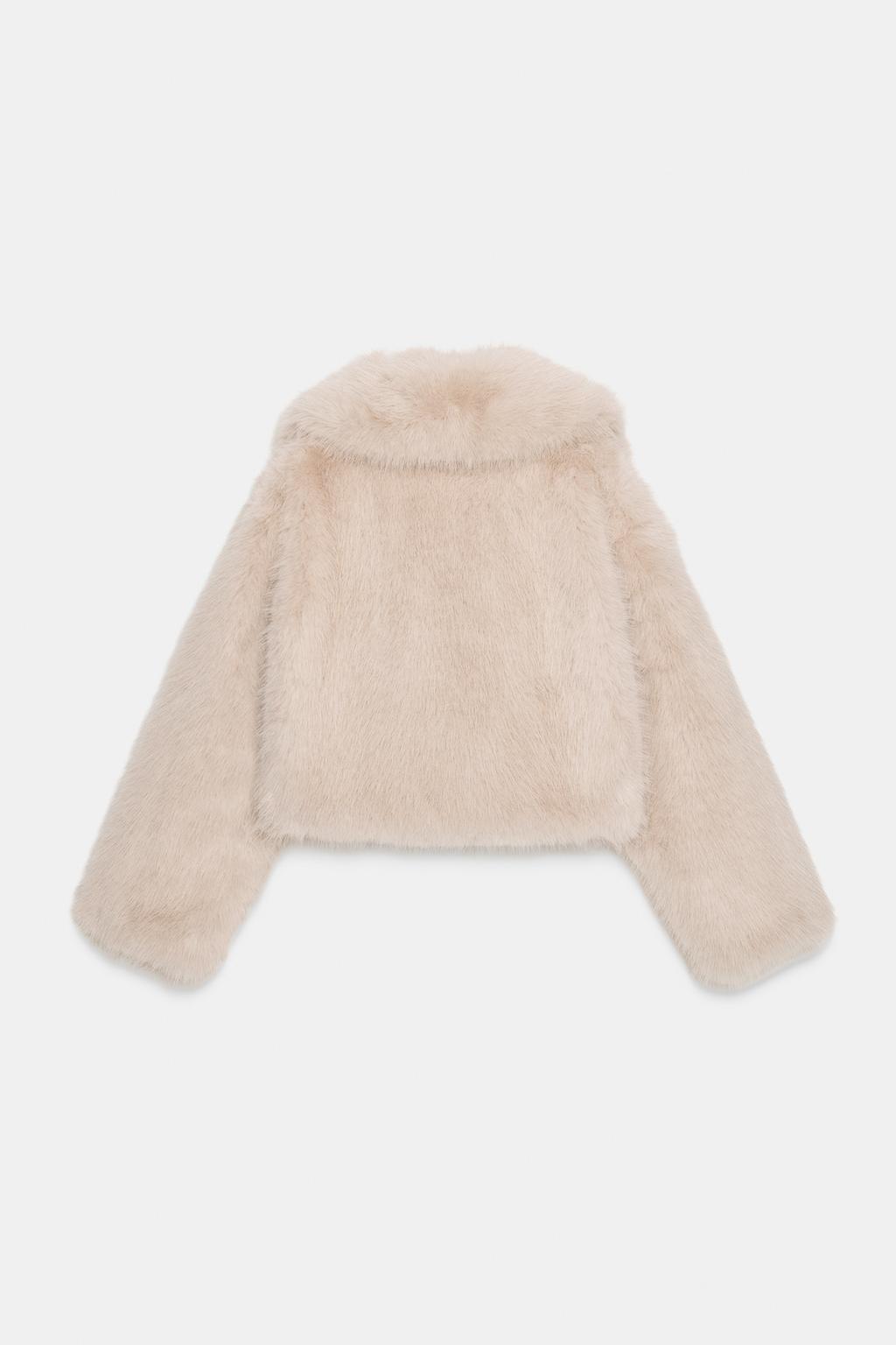 КУРТКА ИЗ ИСКУССТВЕННОГО МЕХА С ВОРОТНИКОМ