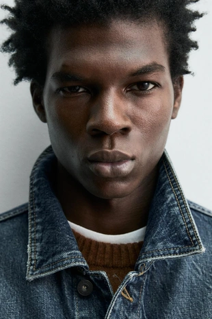 Джинсовая куртка со складками- Заказать в России