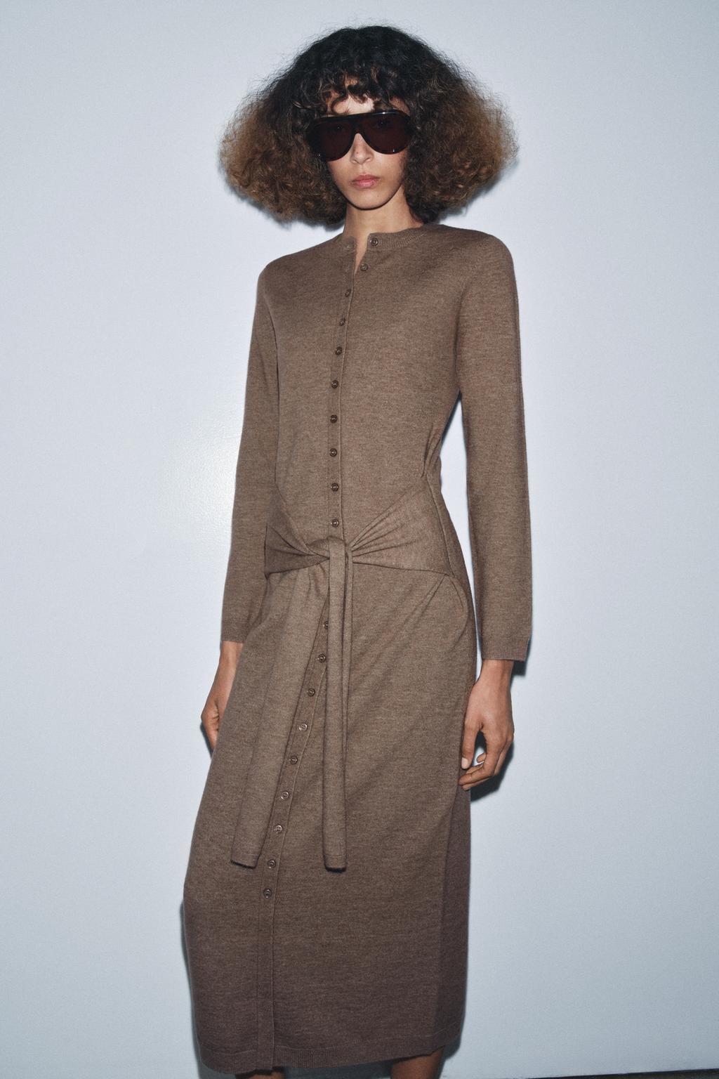 ТРИКОТАЖНОЕ ПЛАТЬЕ МИДИ С ПОЯСОМ